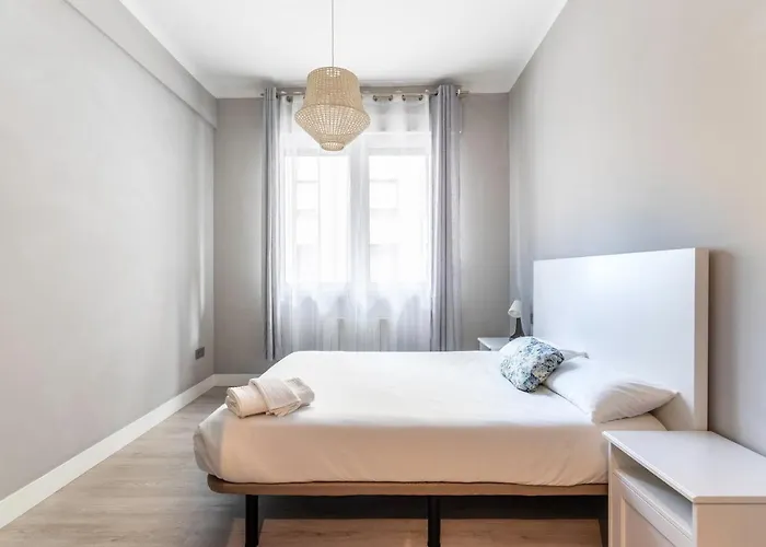 Piso Reformado En Centro * Більбао