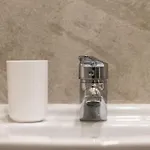 Piso Reformado En Centro *