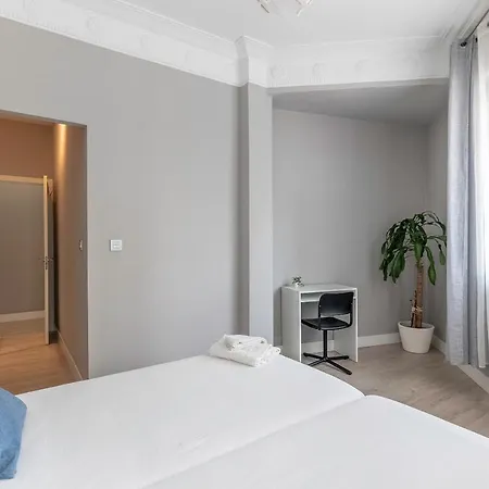 Piso Reformado En Centro Bilbao